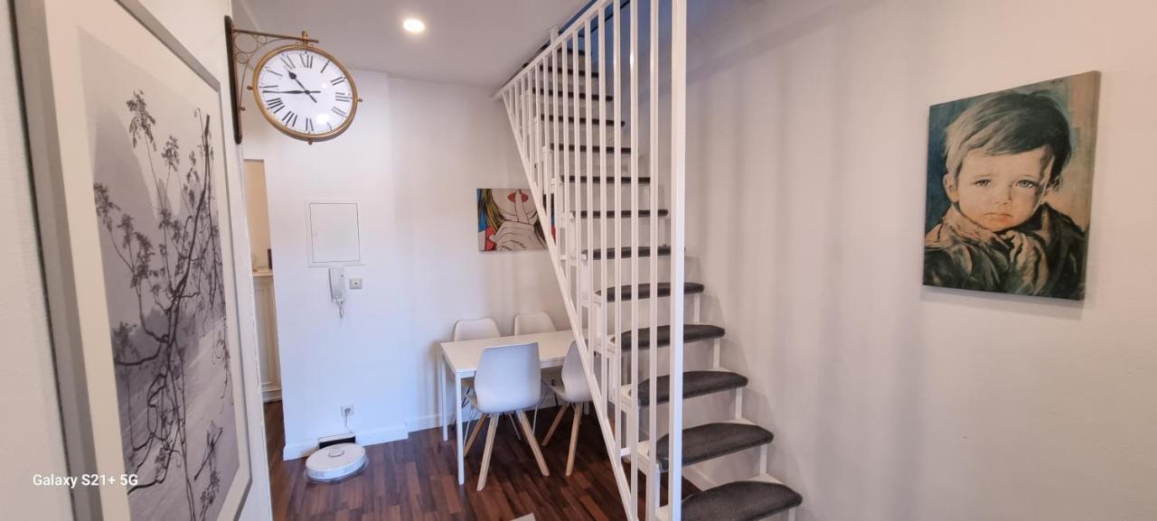 120Qm - 5 Rooms - 2 Bathrooms - Kitchen- Free Parking - Fast Wifi - Yiha Apartment Хановер Екстериор снимка